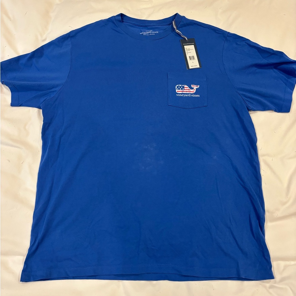 New with tag Men Vineyard Vines tee